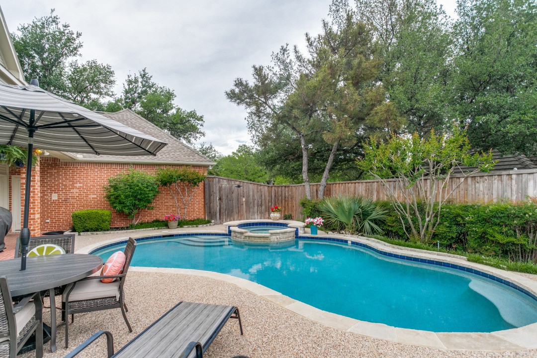 4633 Charles Place