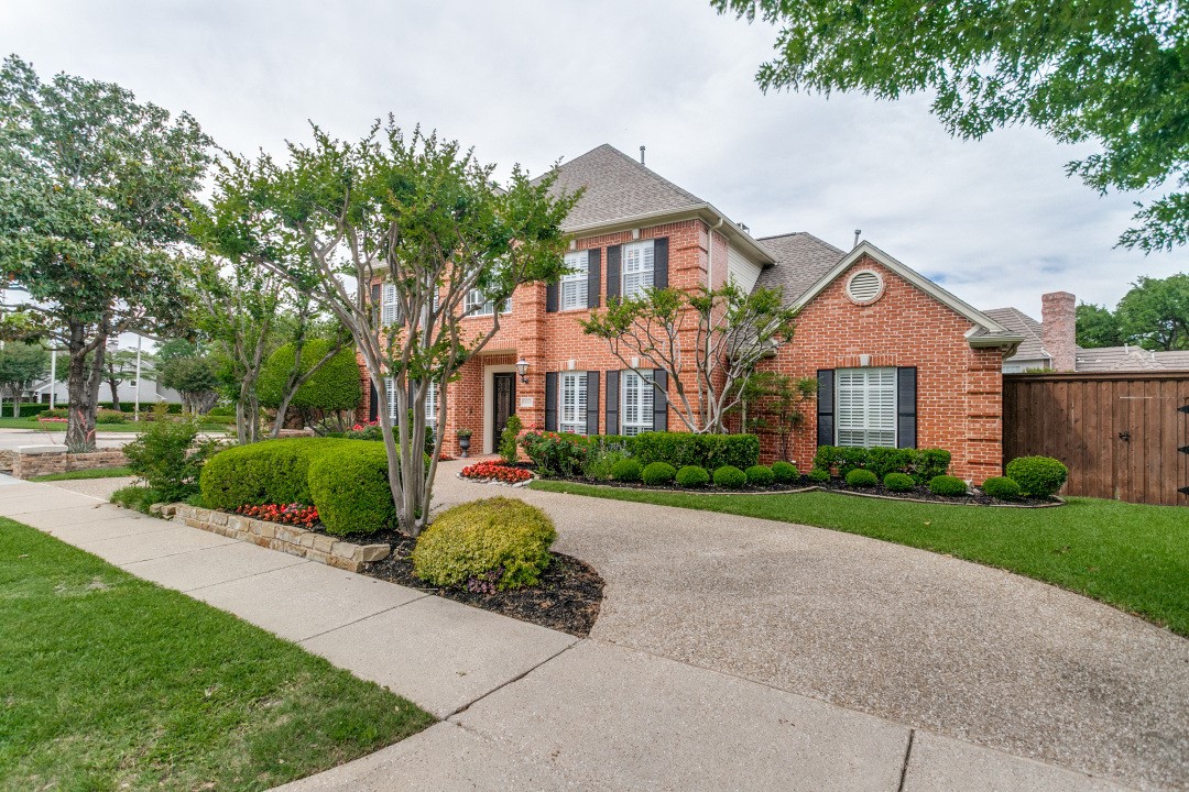 4633 Charles Place