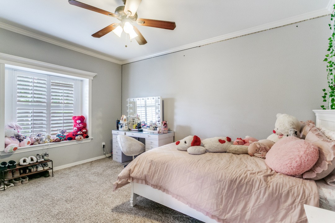 4633 Charles Place