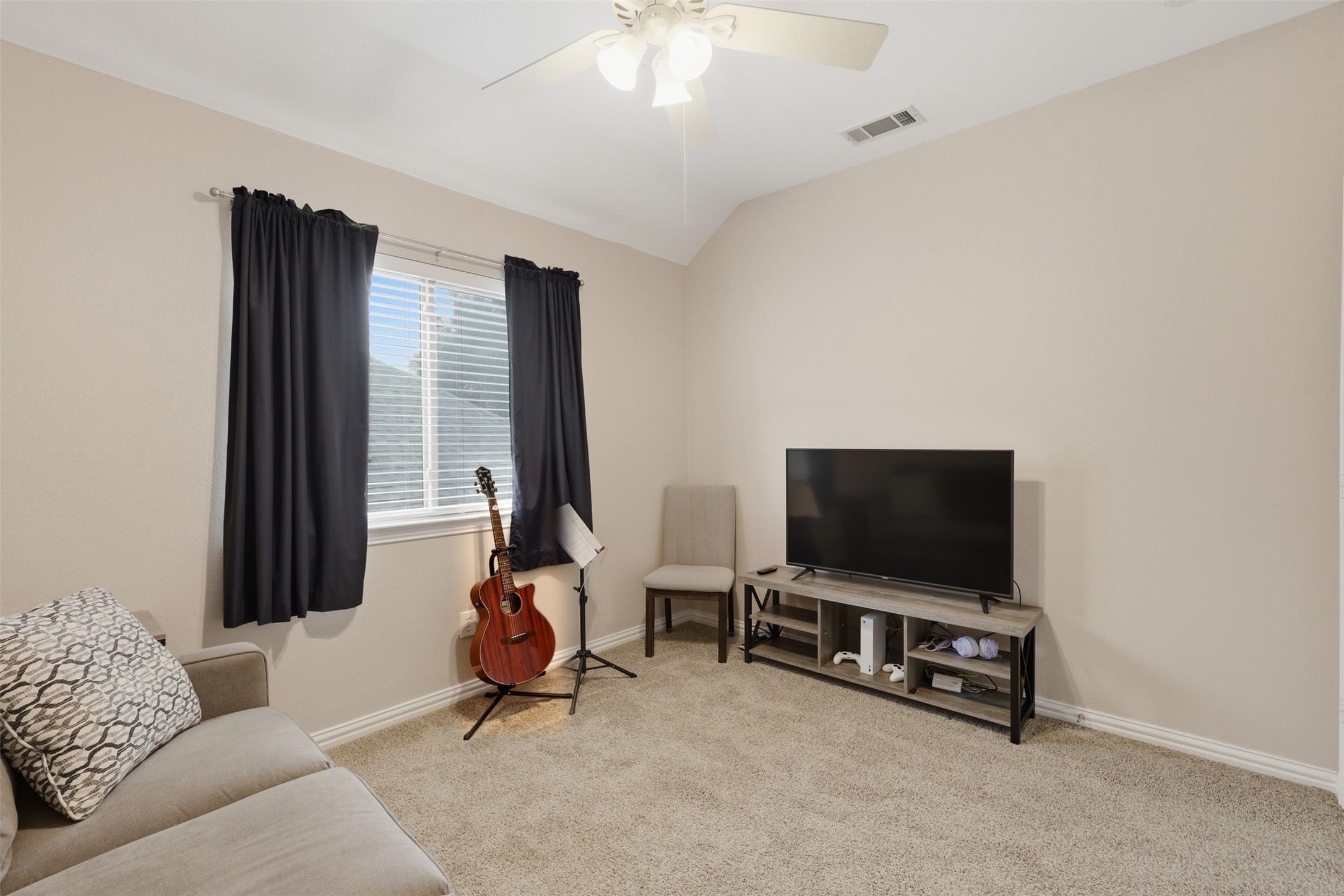 6974 Shoreview