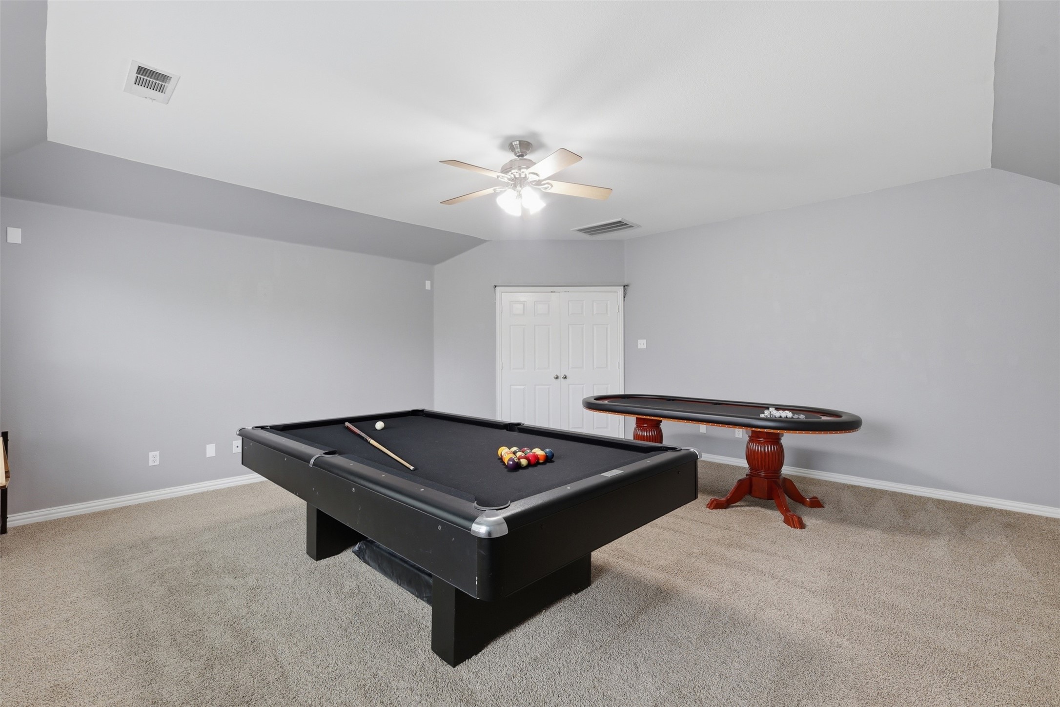 6974 Shoreview