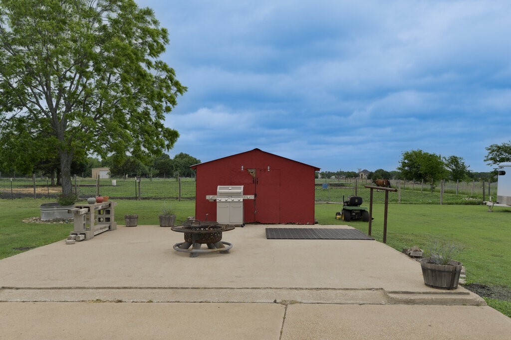 339 Meadow Lane