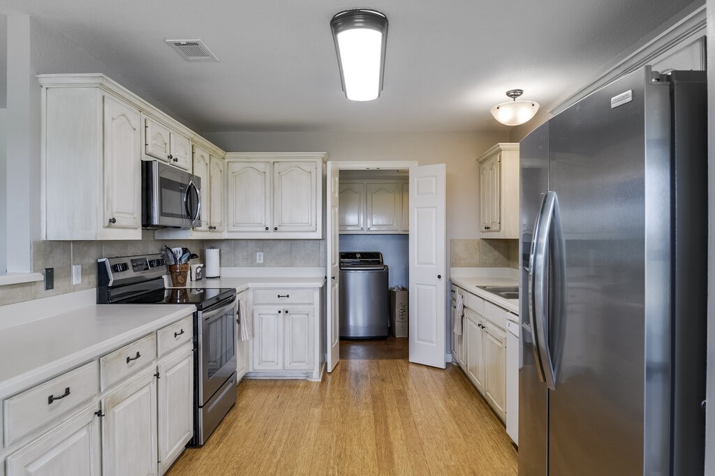 339 Meadow Lane