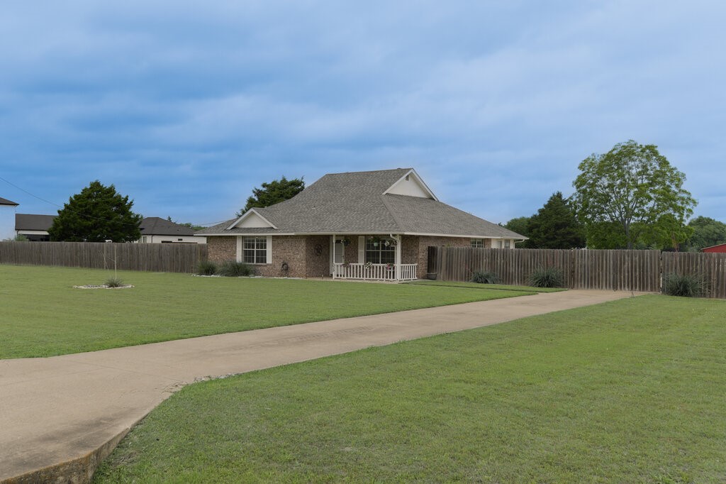 339 Meadow Lane