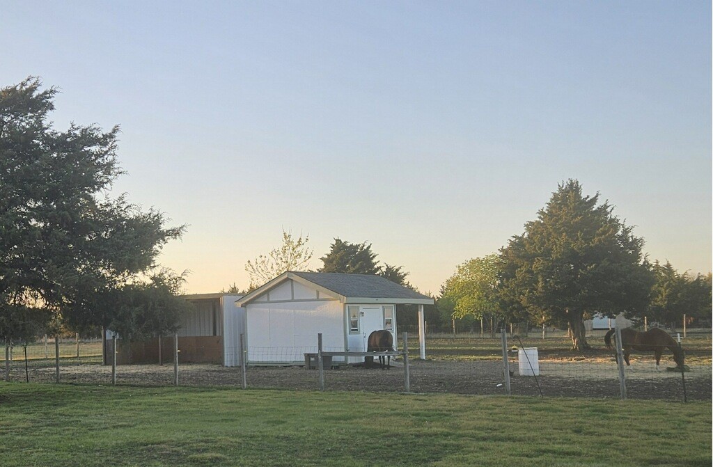 339 Meadow Lane