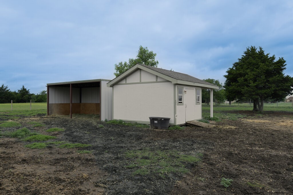339 Meadow Lane
