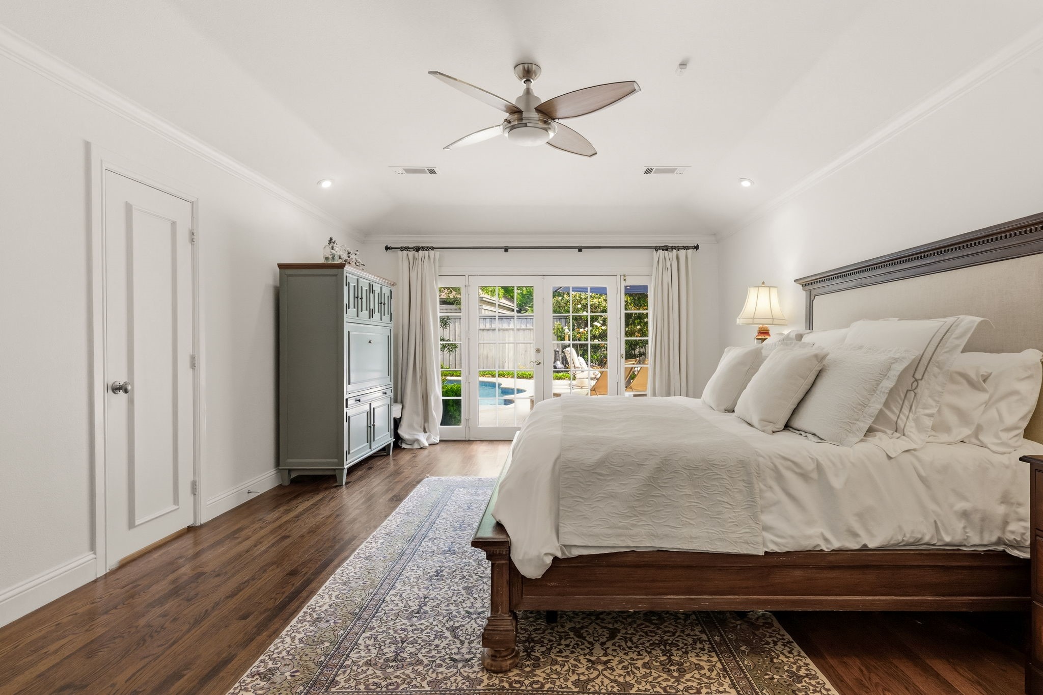 7043 Prestonshire Lane