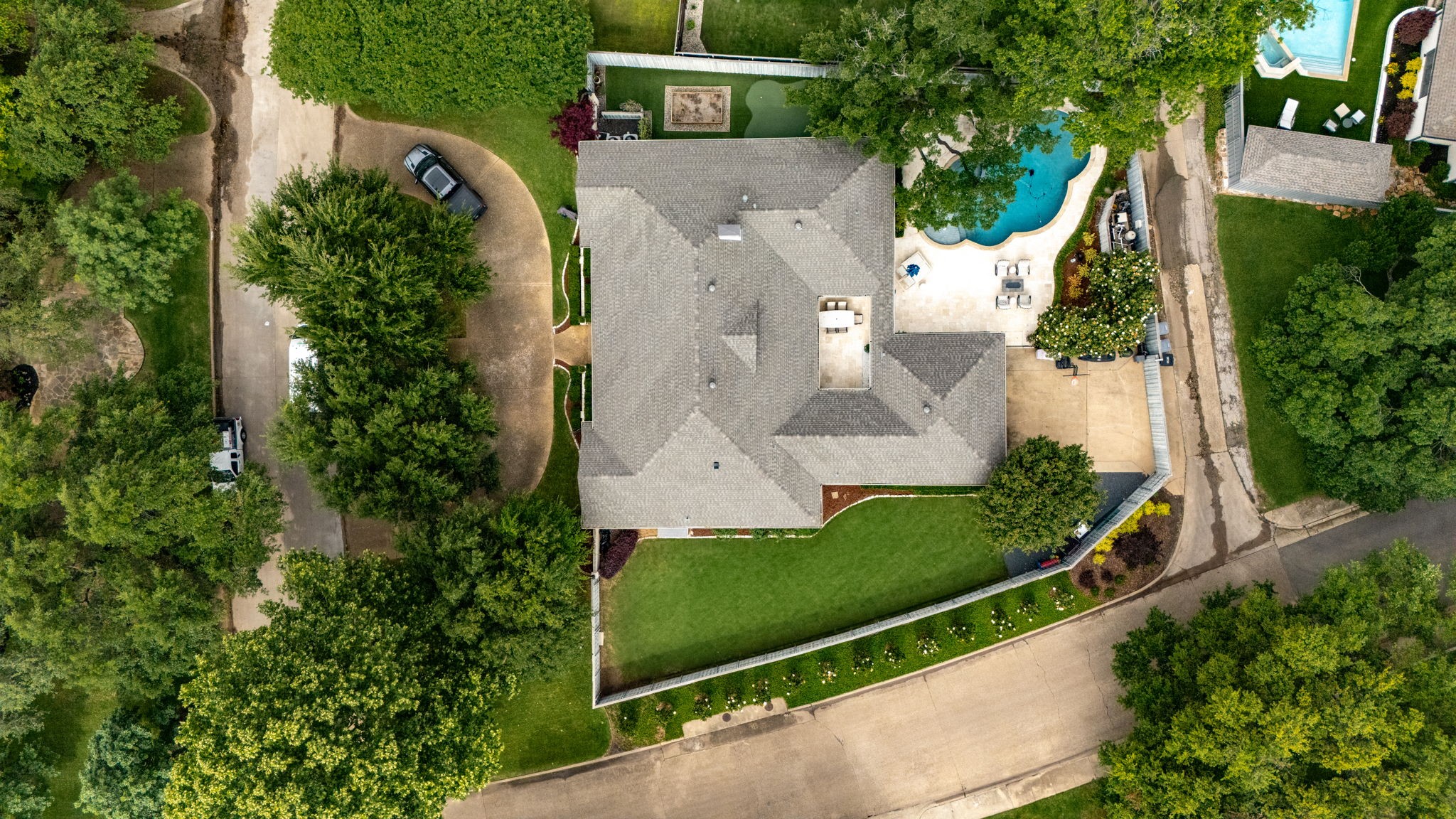 7043 Prestonshire Lane
