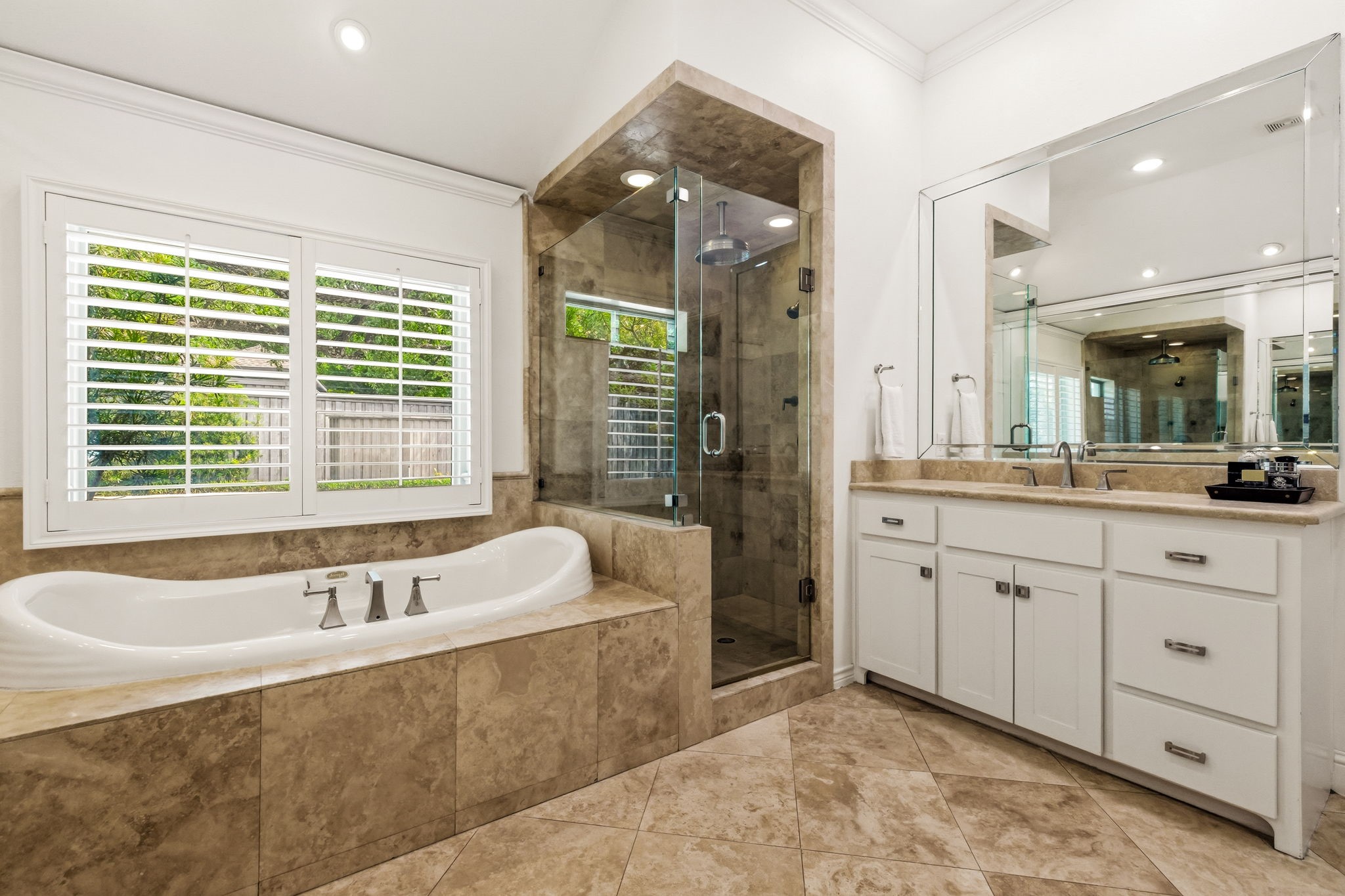 7043 Prestonshire Lane