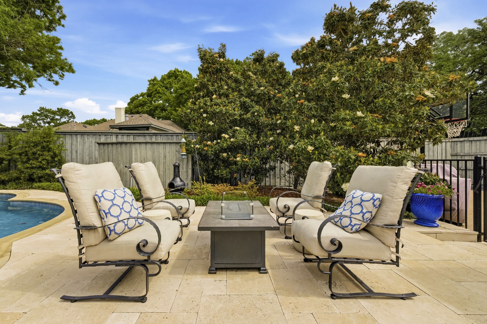 7043 Prestonshire Lane