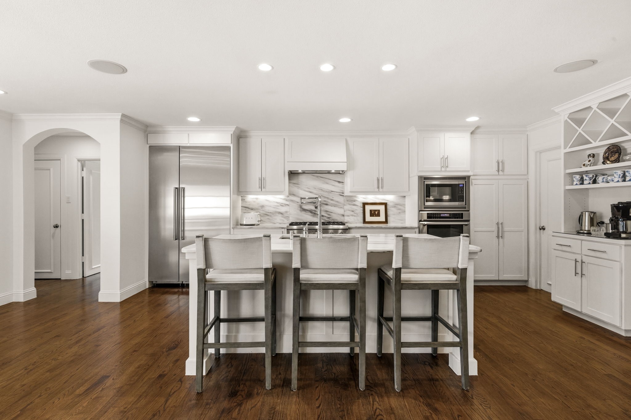 7043 Prestonshire Lane