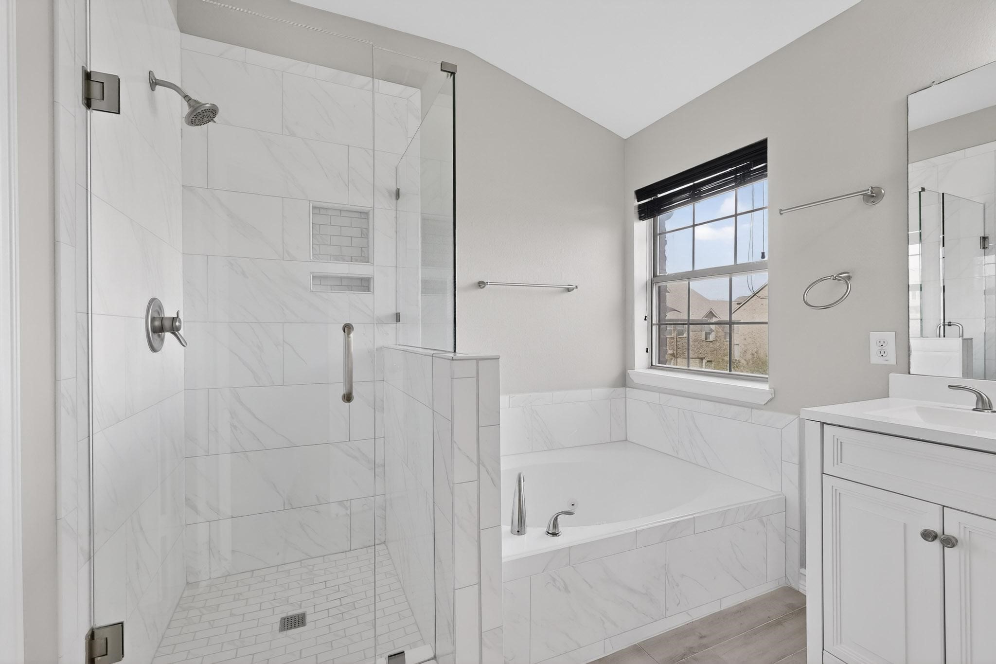 1527 Biltmore Lane