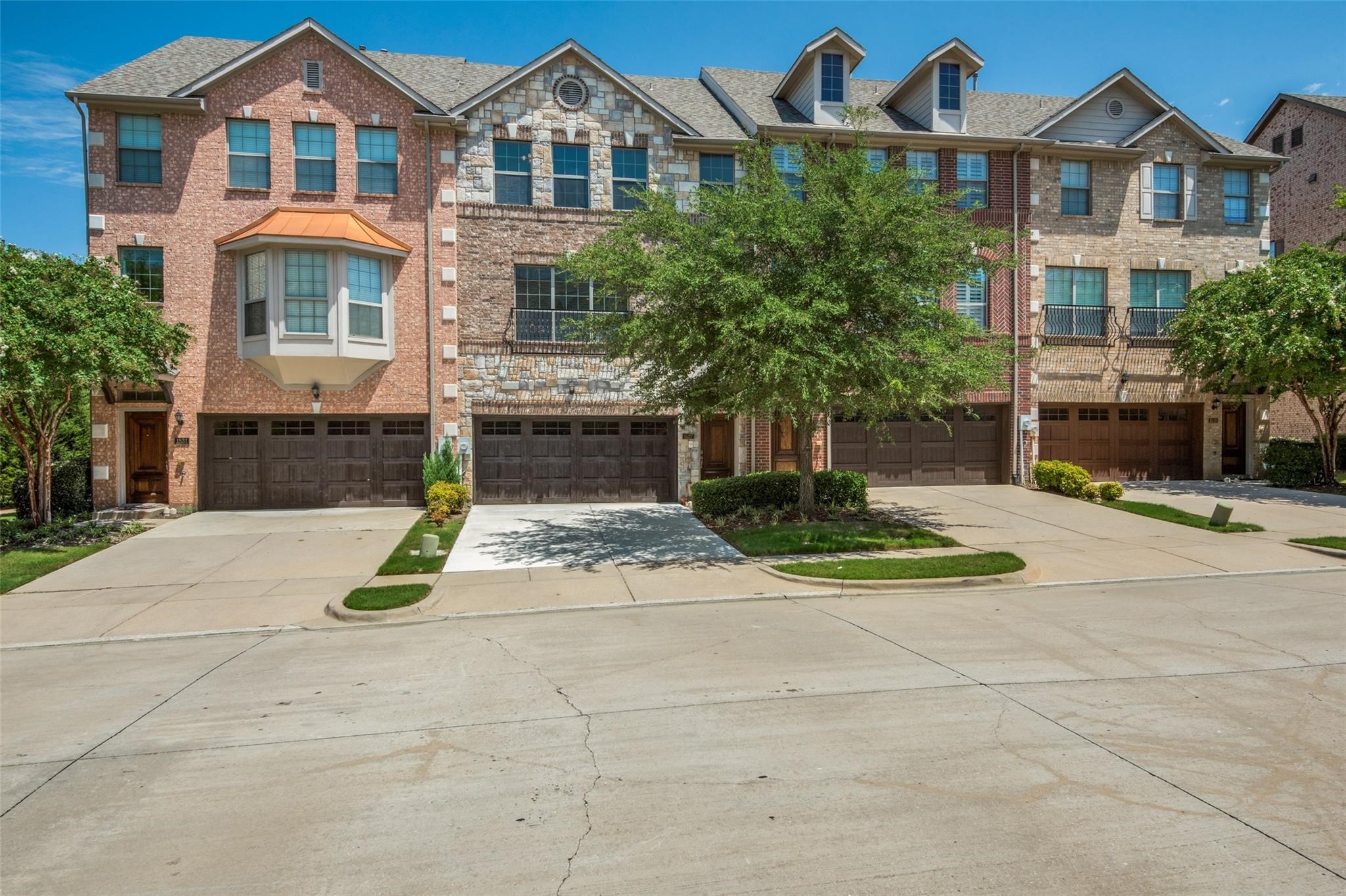 1527 Biltmore Lane