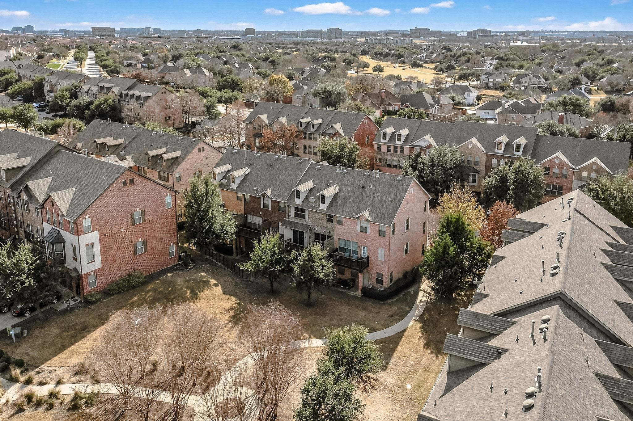 1527 Biltmore Lane