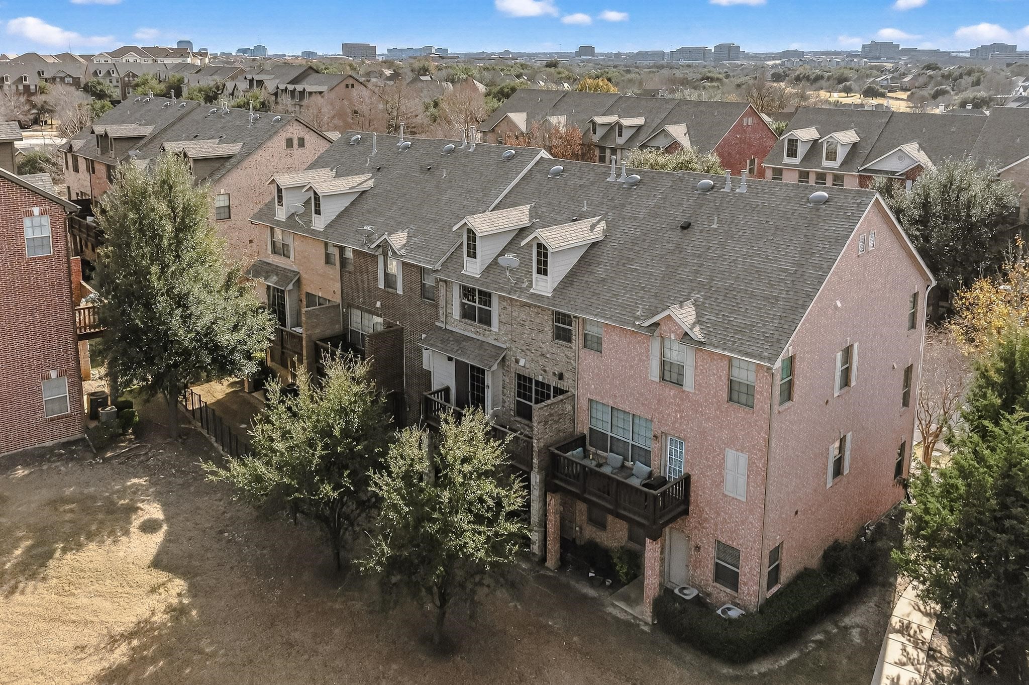 1527 Biltmore Lane