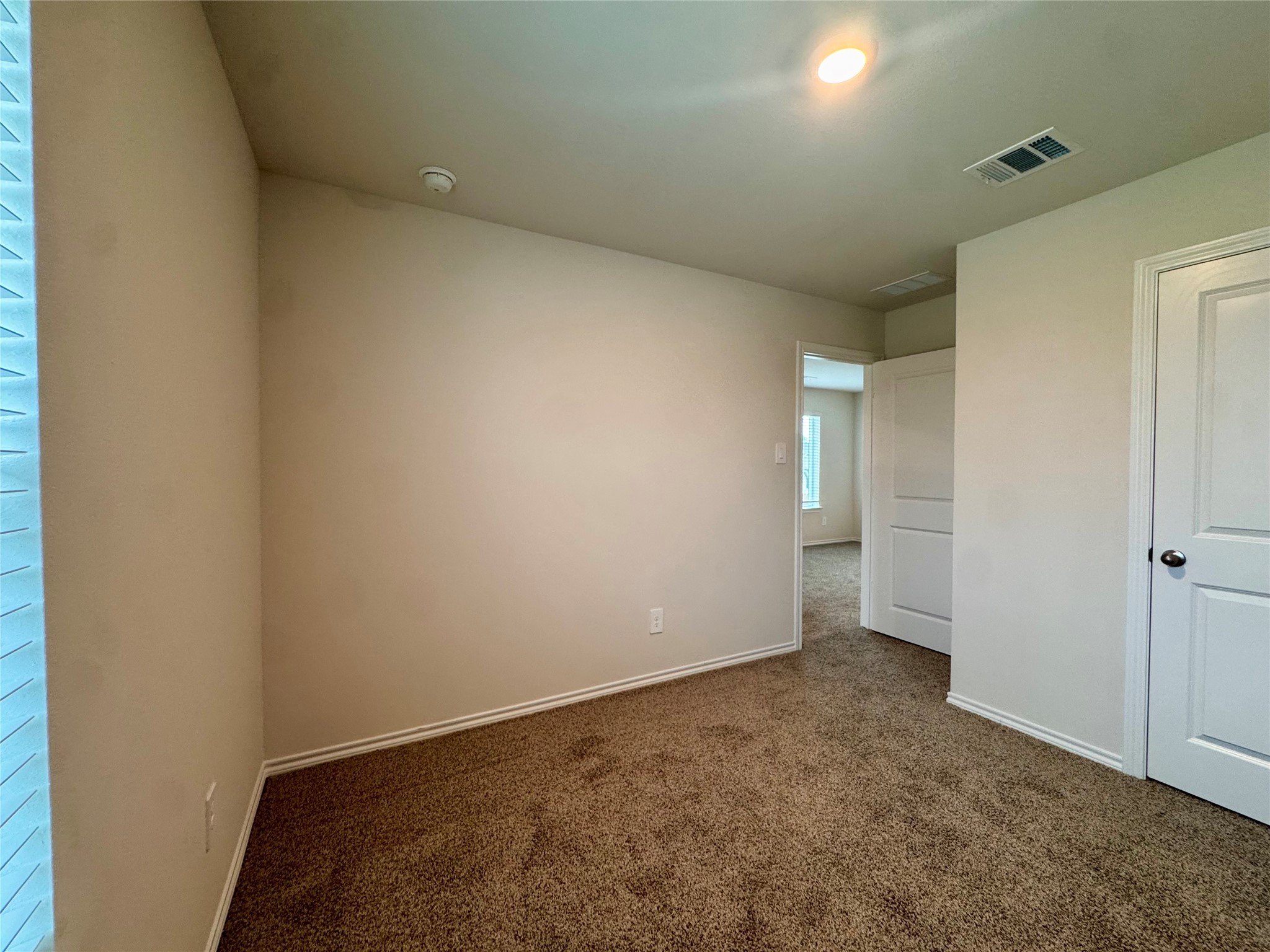 3917 Oakcrest Lane