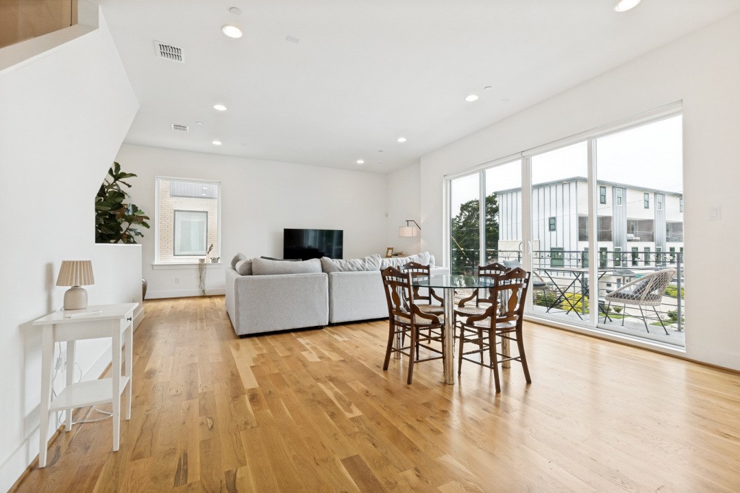 1952 Kearney Court