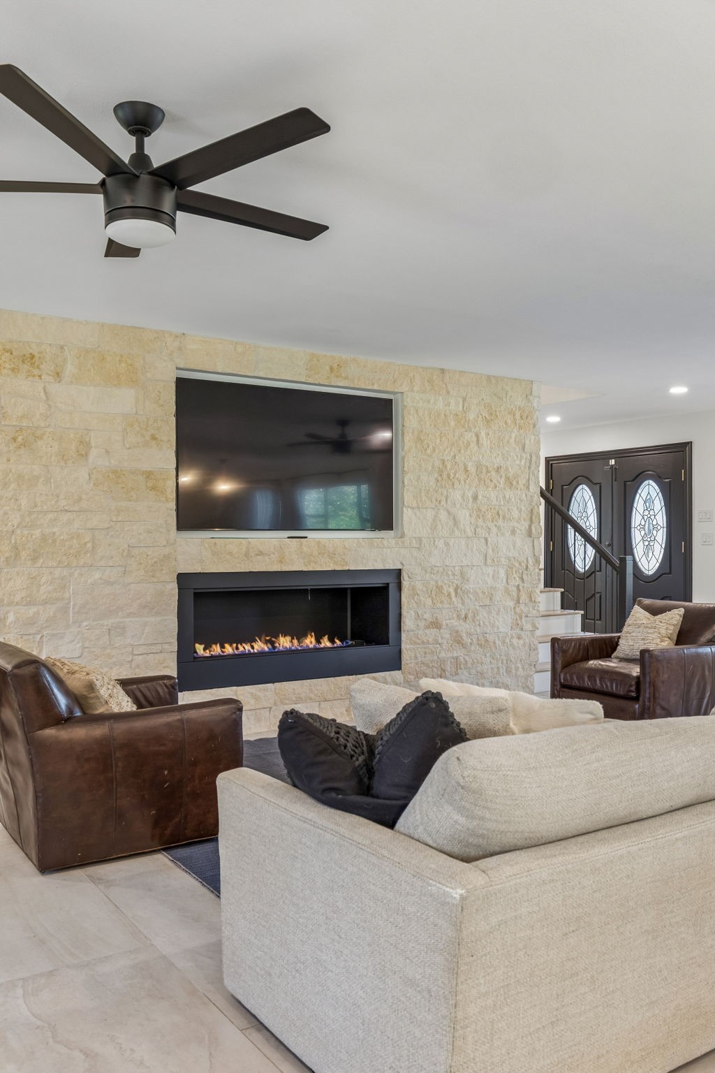 1334 El Patio Drive