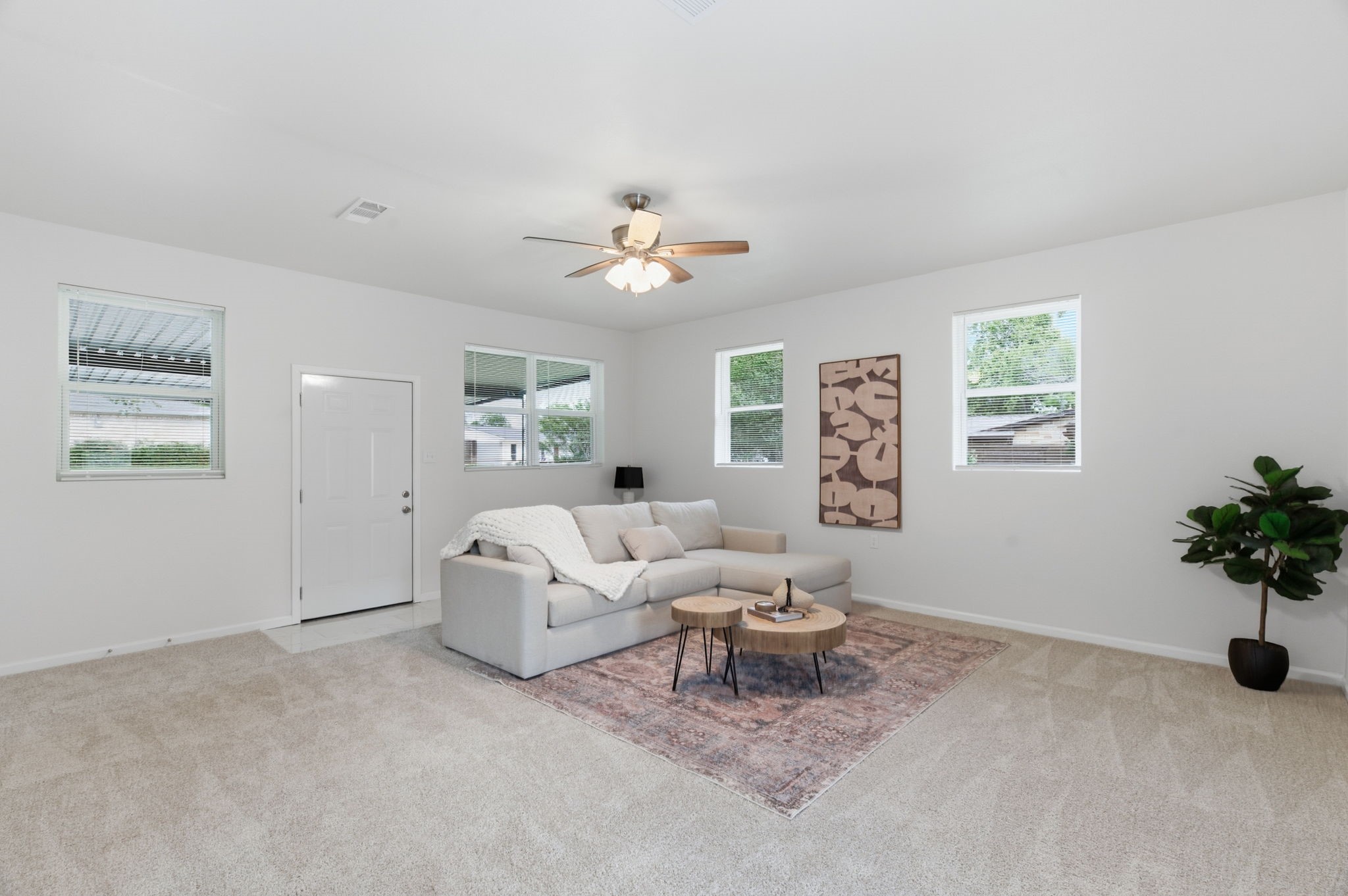 1333 Northlake Drive
