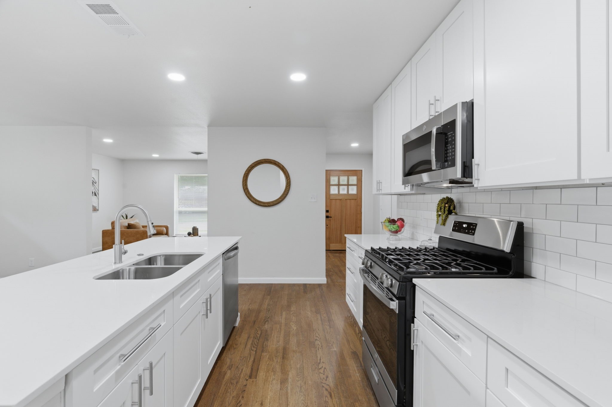 1333 Northlake Drive