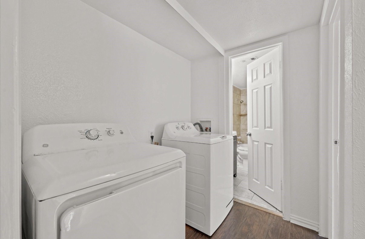 3121 Park Lane 1130