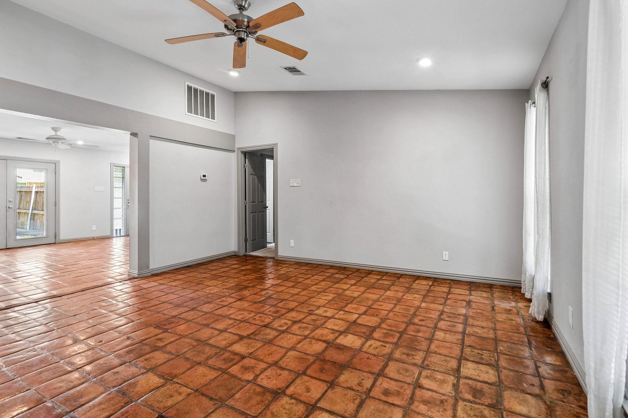 13203 - 13205 Kit Lane