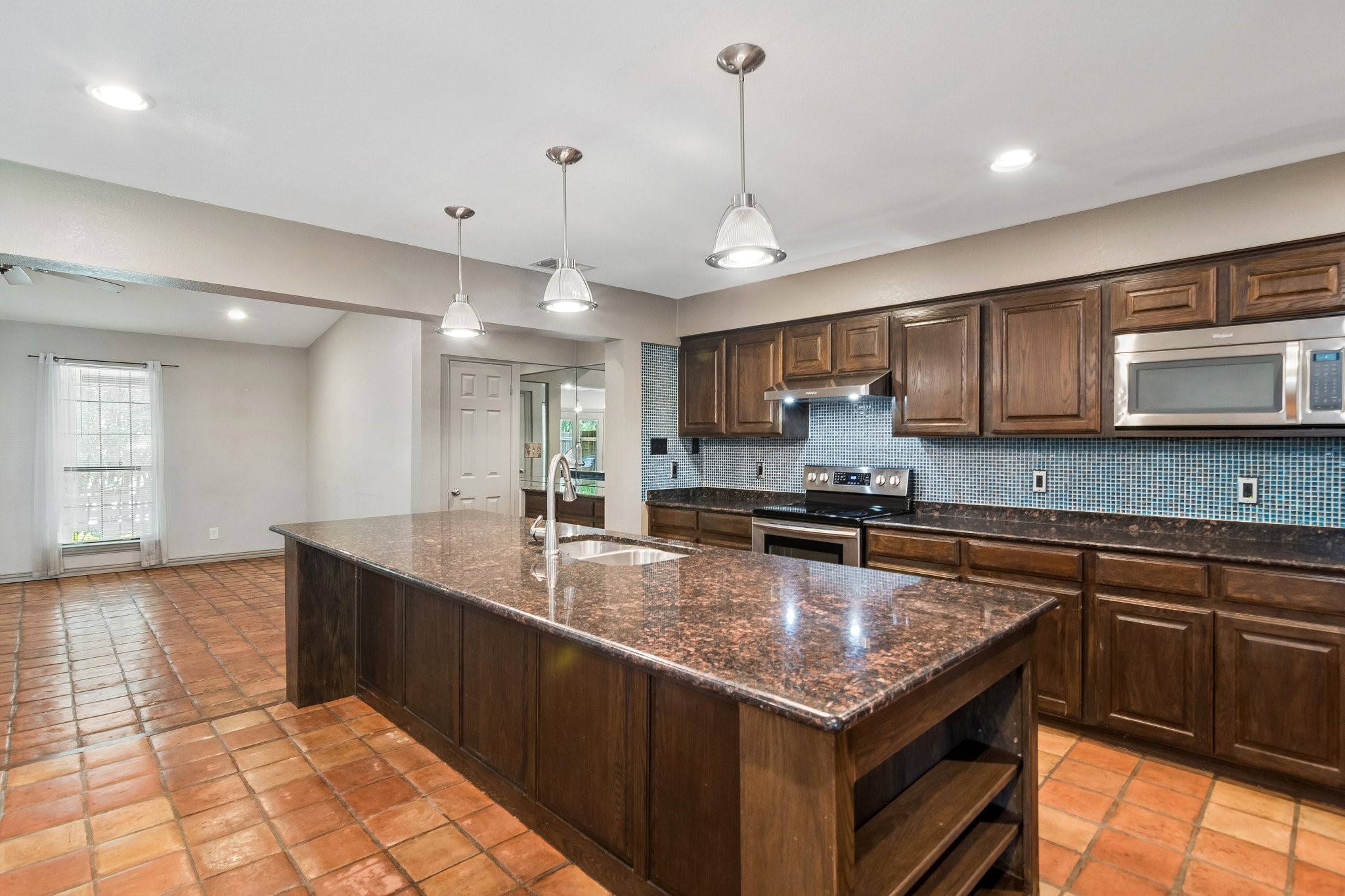13203 - 13205 Kit Lane