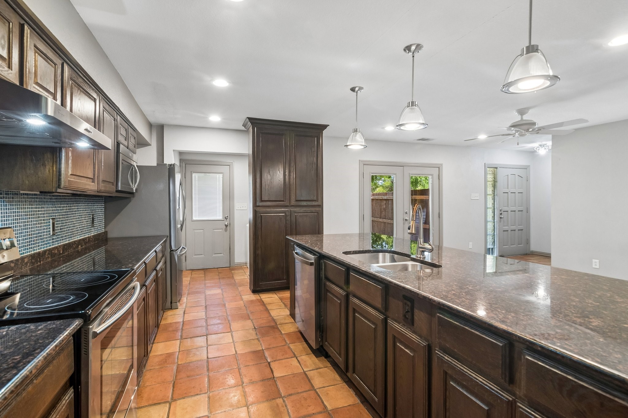 13203 - 13205 Kit Lane