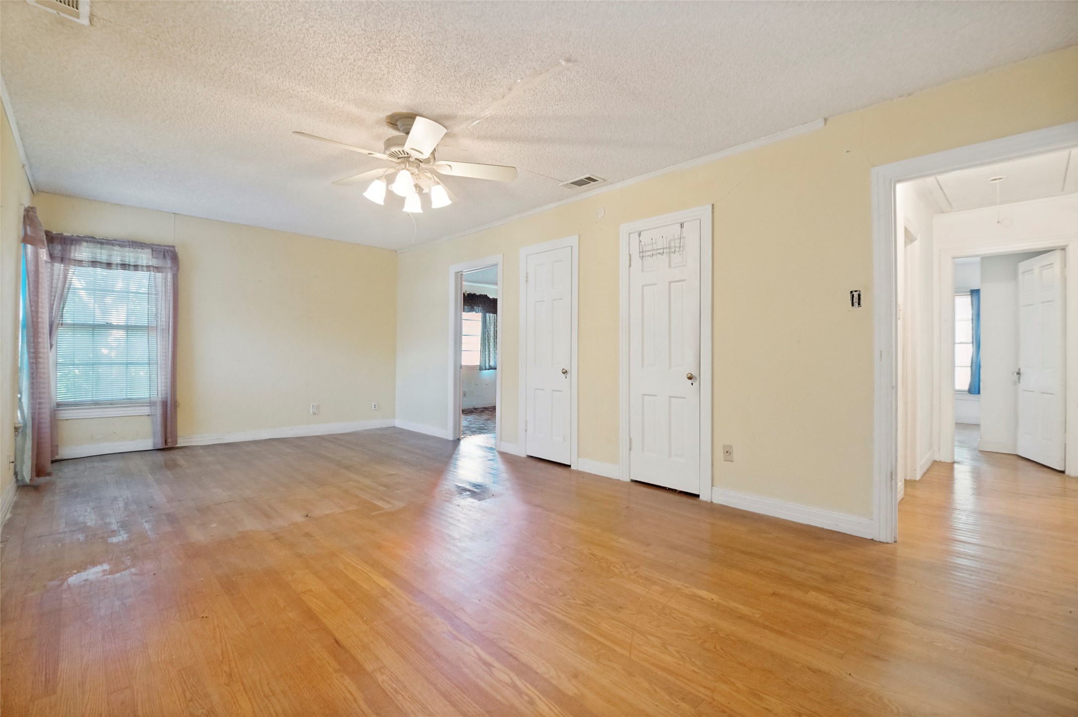 6322 Covington Lane