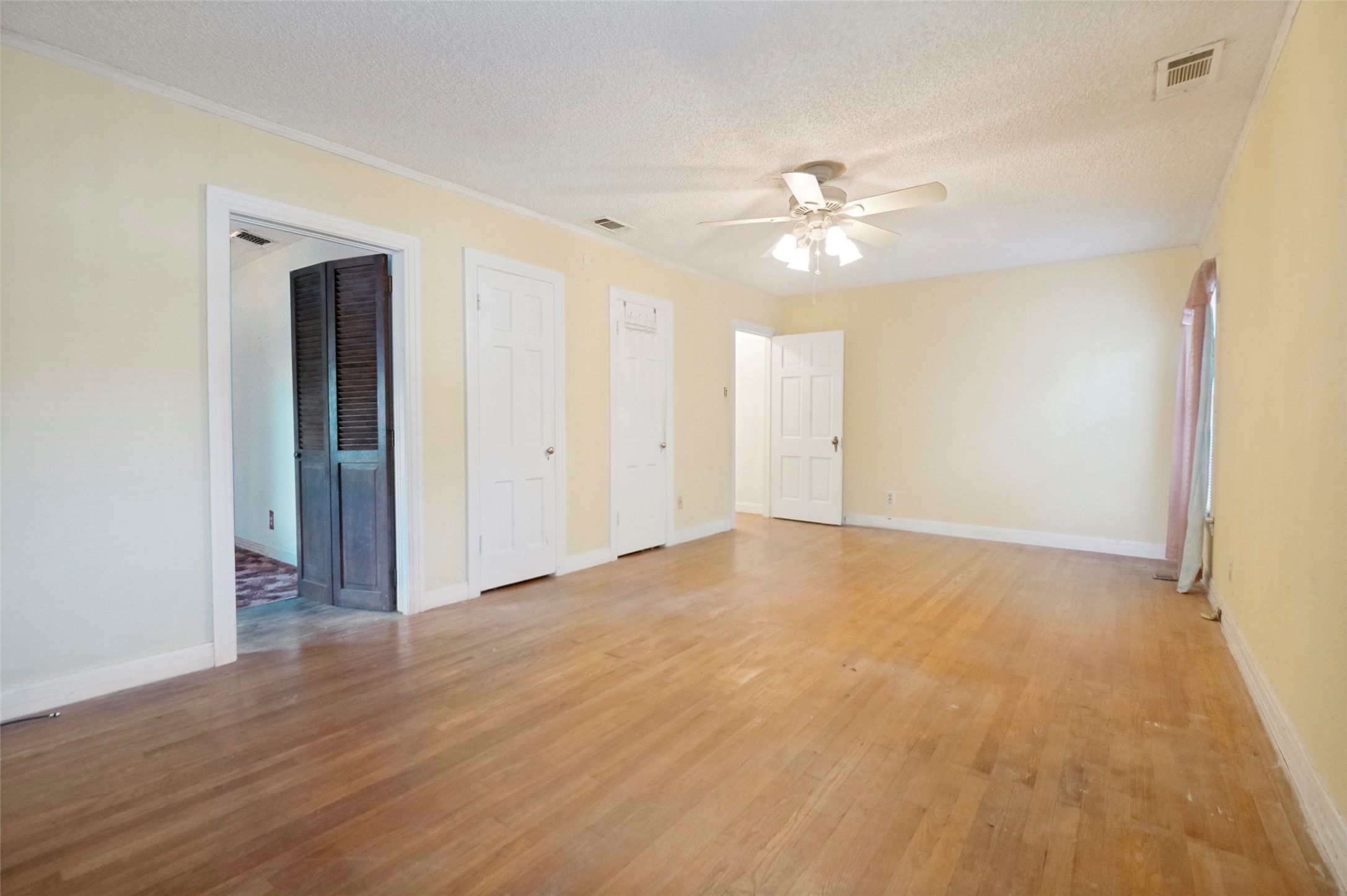 6322 Covington Lane