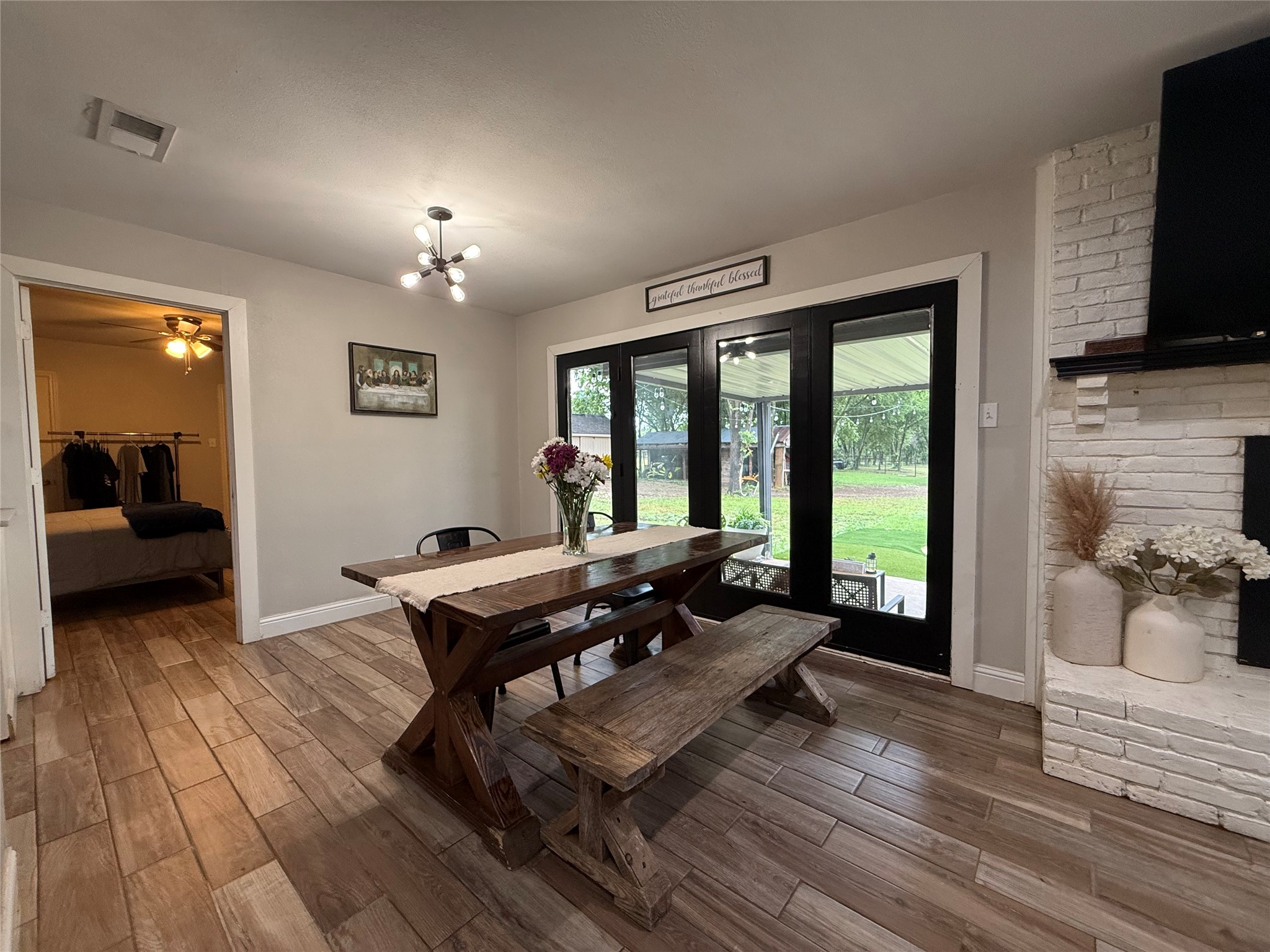 112 Lariat Trail