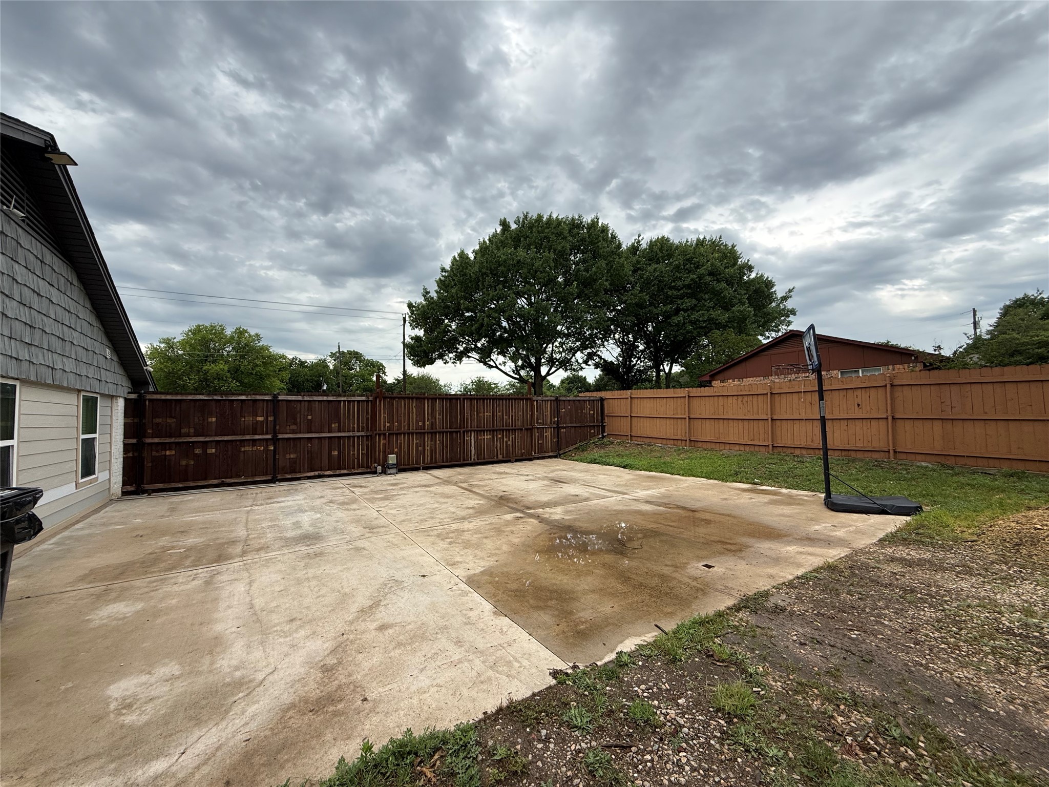 112 Lariat Trail
