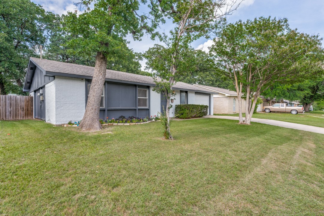 1025 Kingston Drive