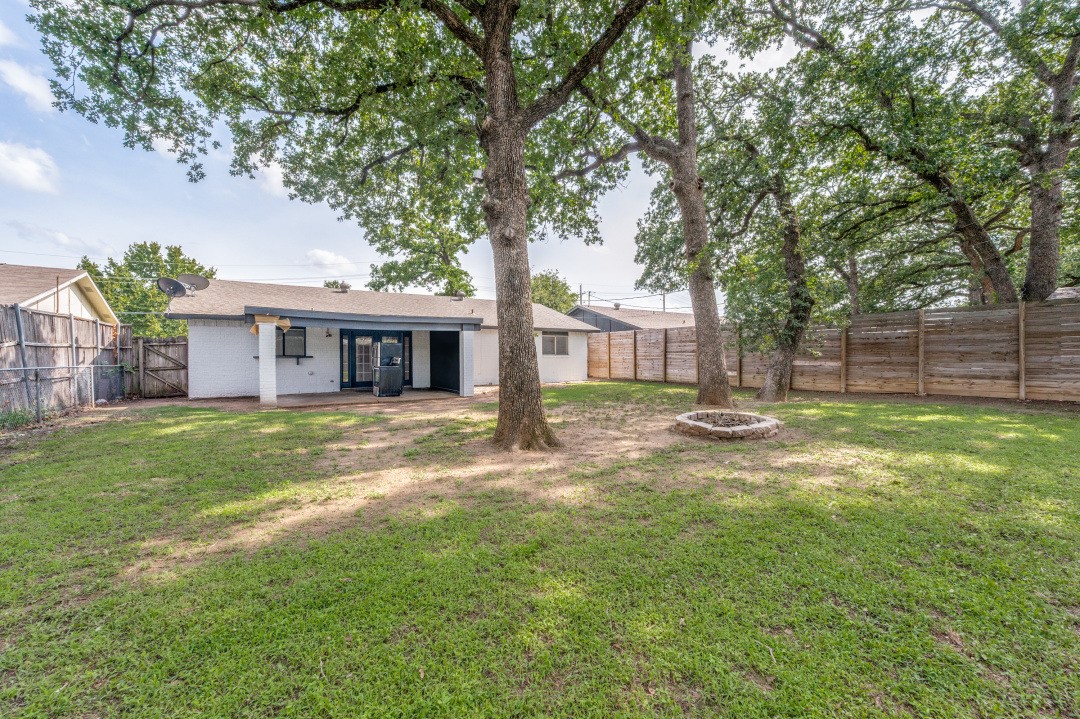 1025 Kingston Drive