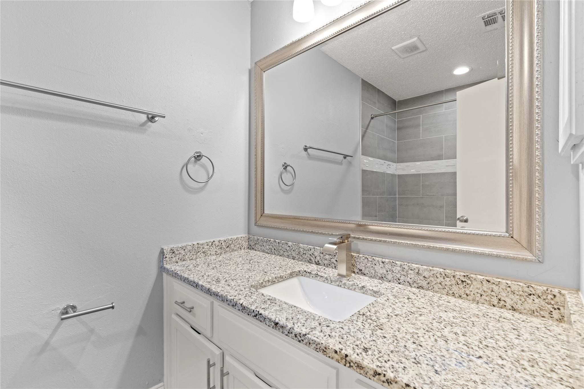 2910 Menlo Park Lane
