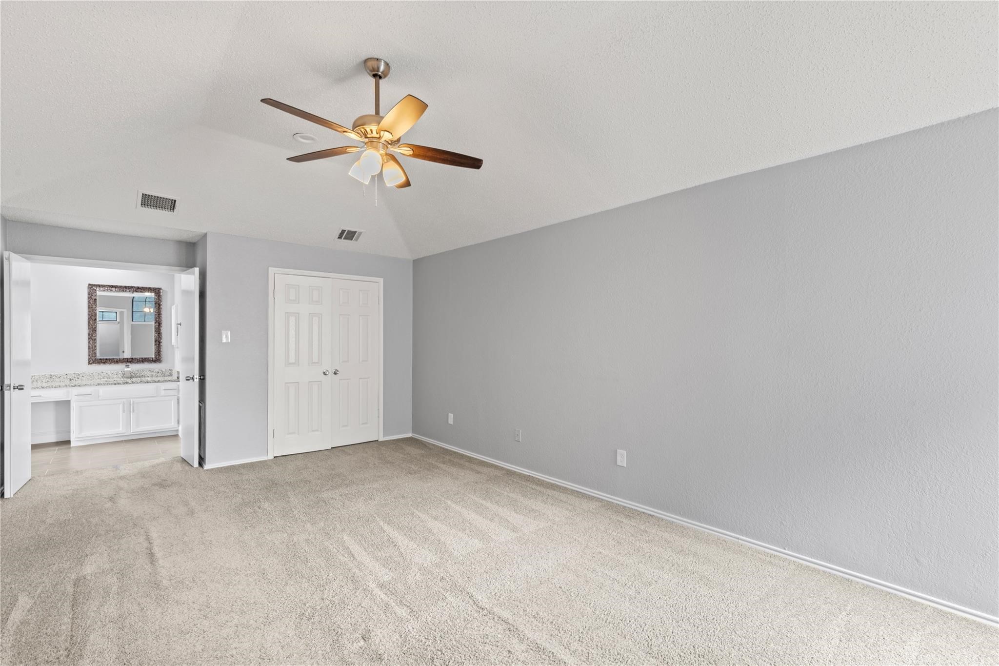 2910 Menlo Park Lane