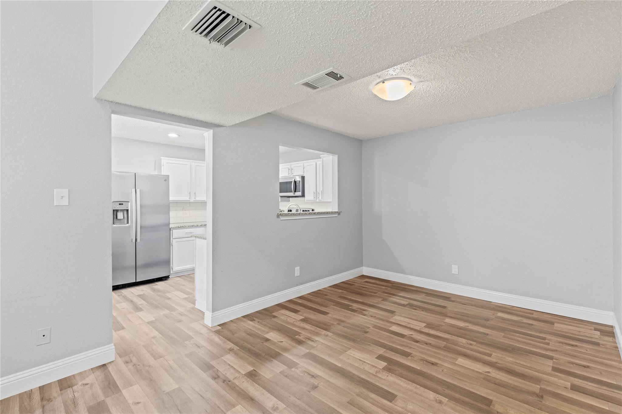 2910 Menlo Park Lane