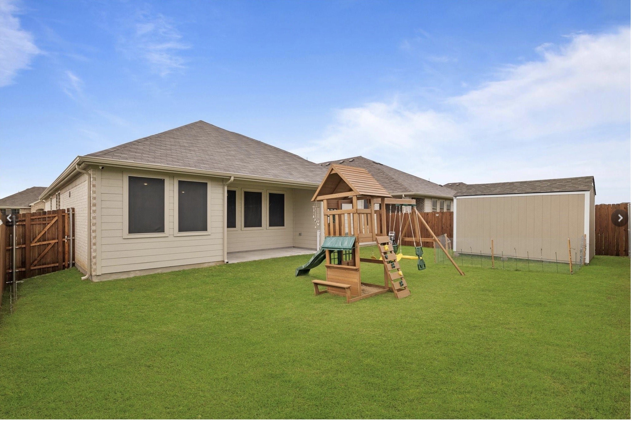 221 Ardsley Lane