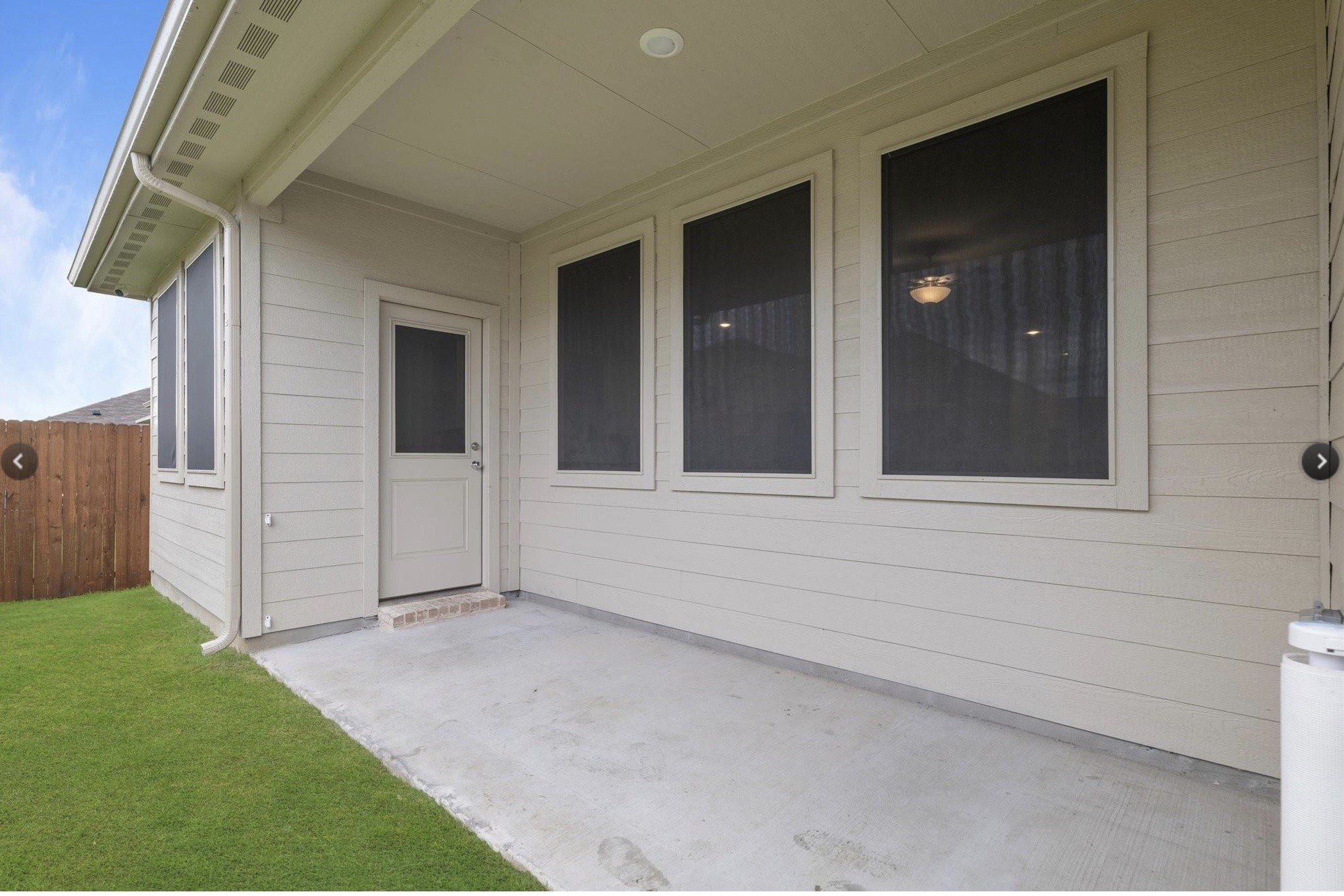 221 Ardsley Lane
