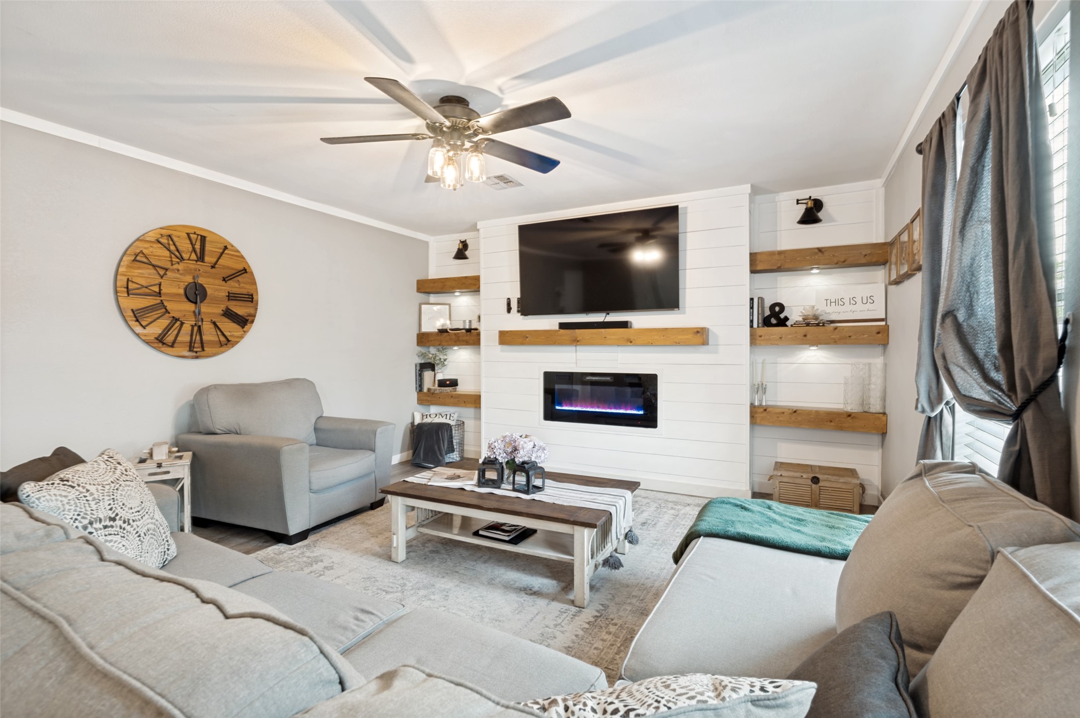6015 Pietro Drive