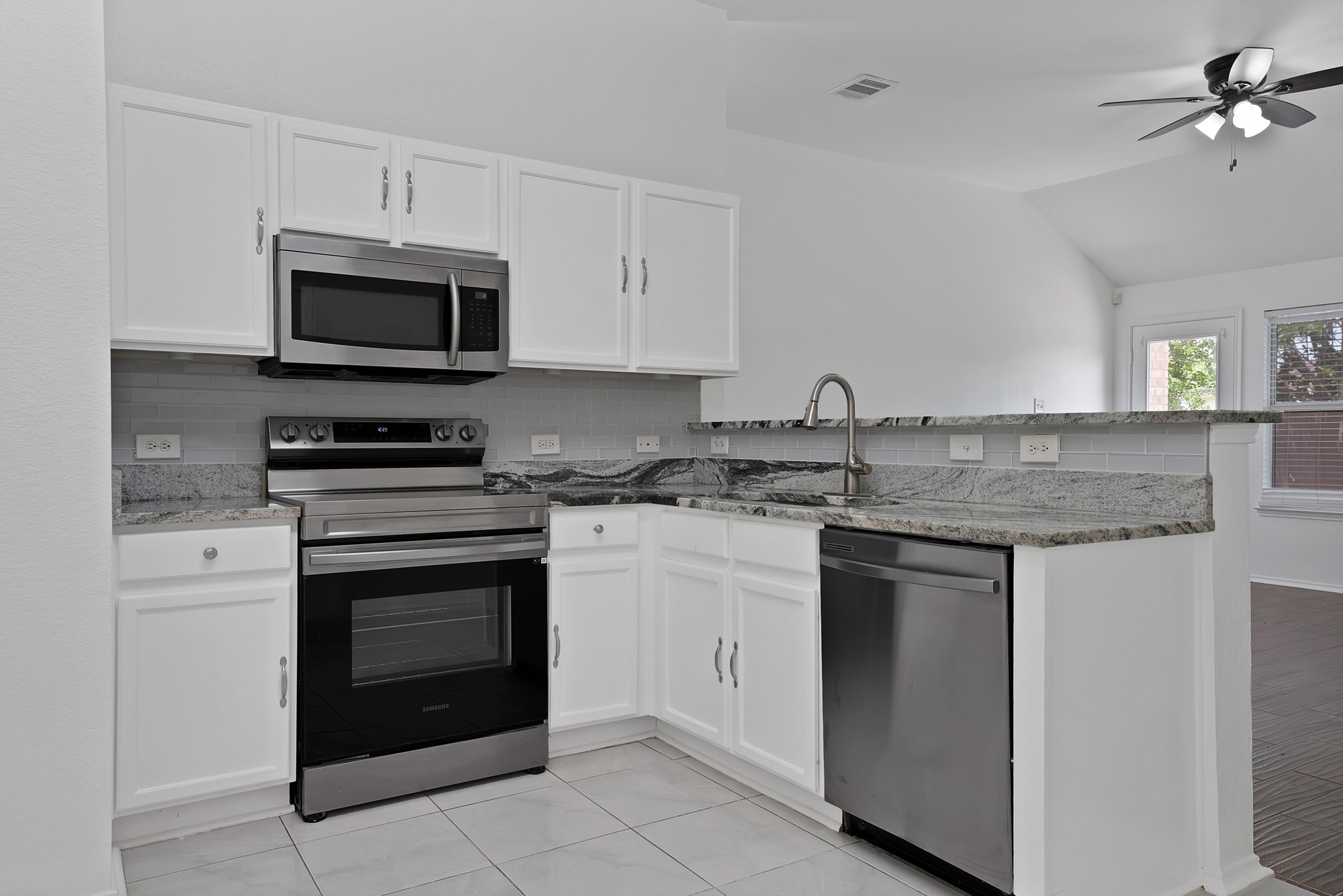 1002 Manassas Drive
