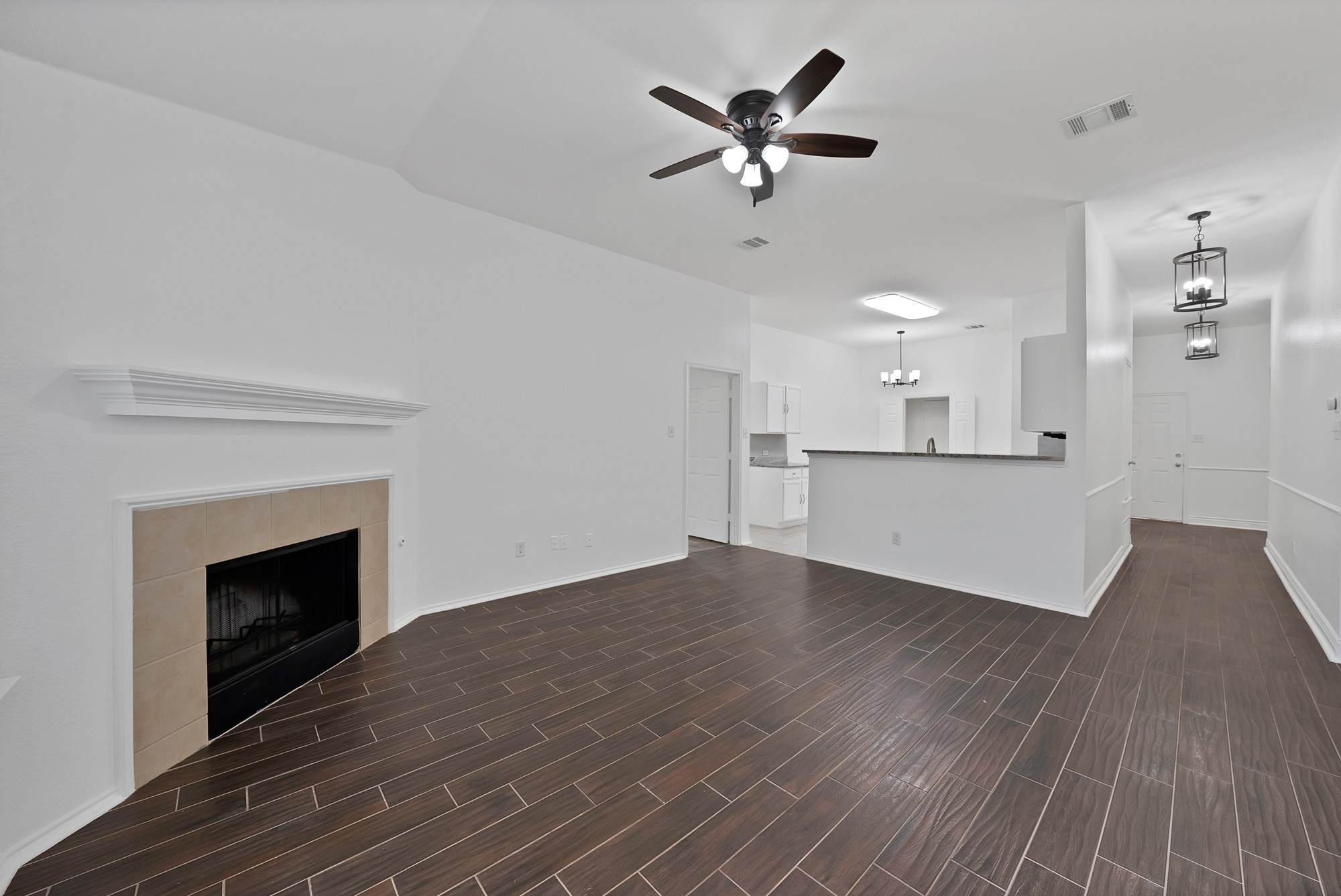 1002 Manassas Drive