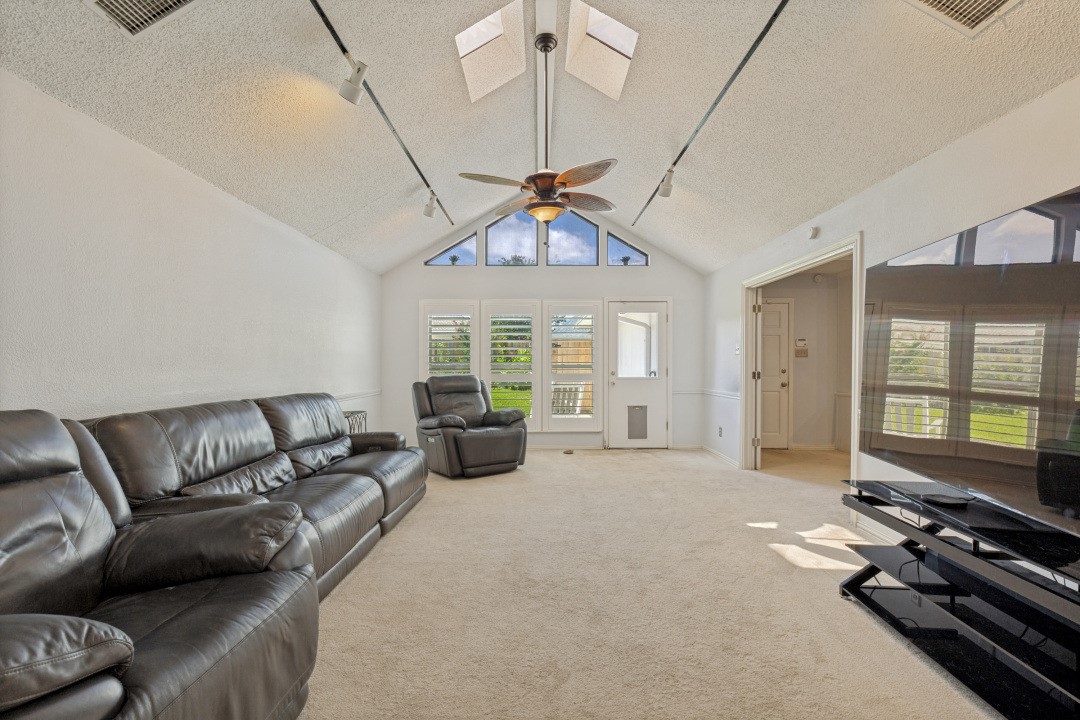 1207 Magnolia Drive