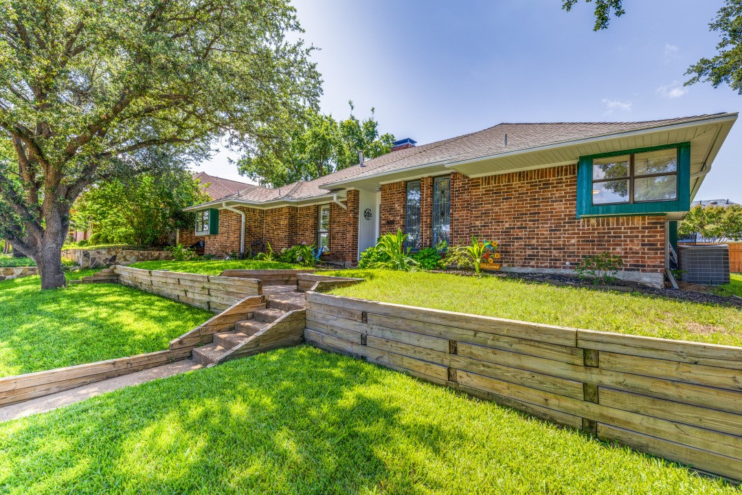 1207 Magnolia Drive