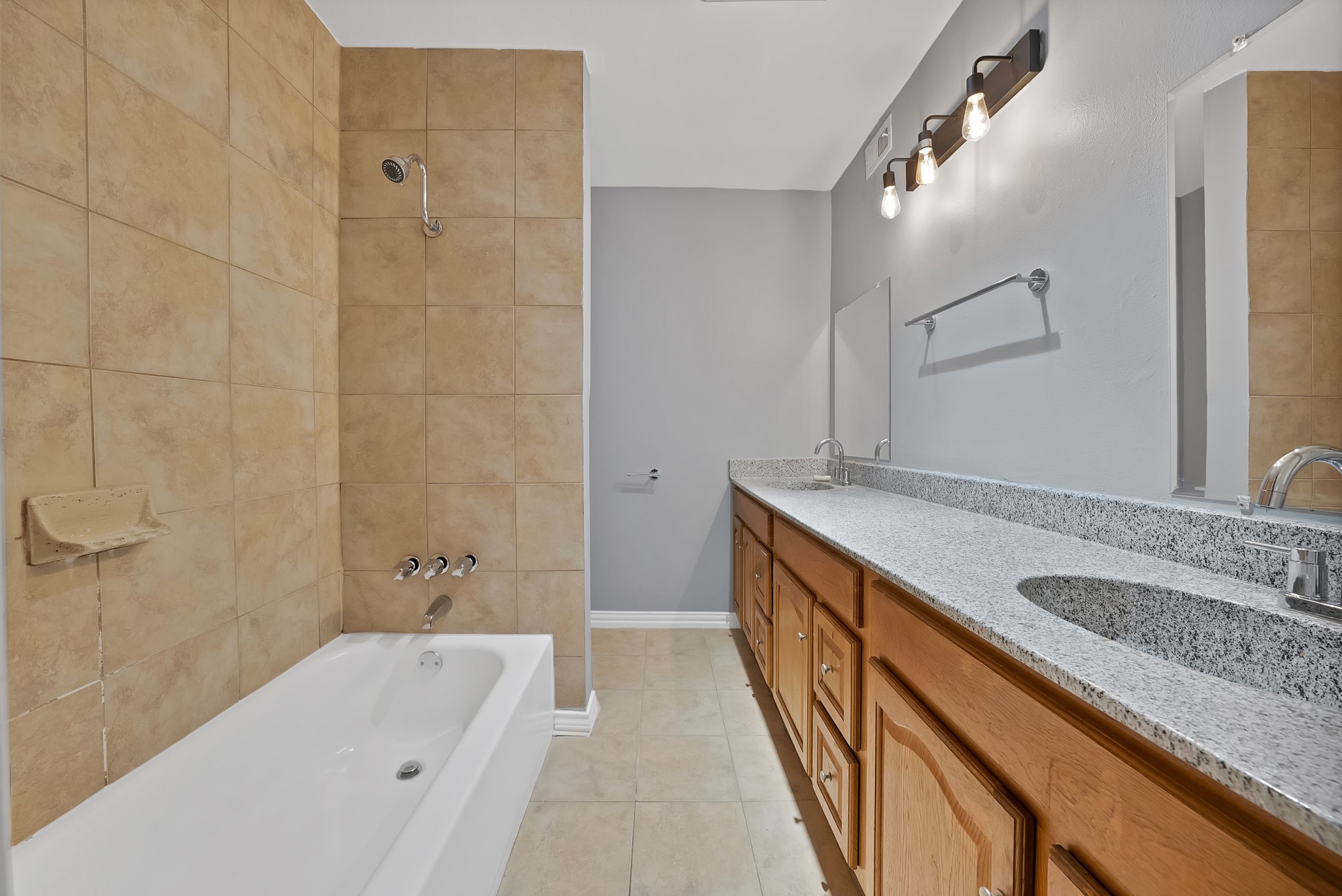 5750 Phoenix Drive 33