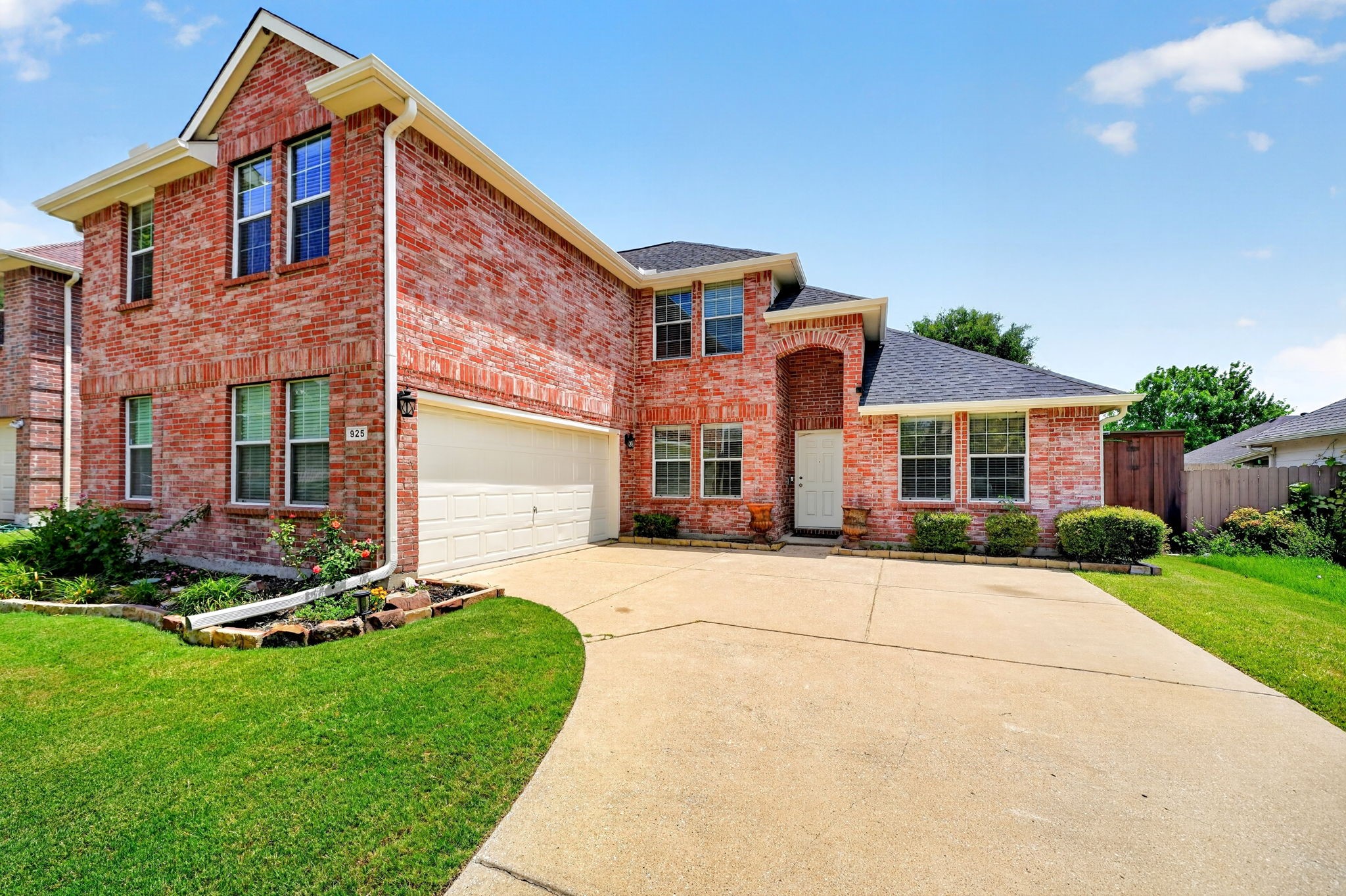 925 Cedar Creek Drive