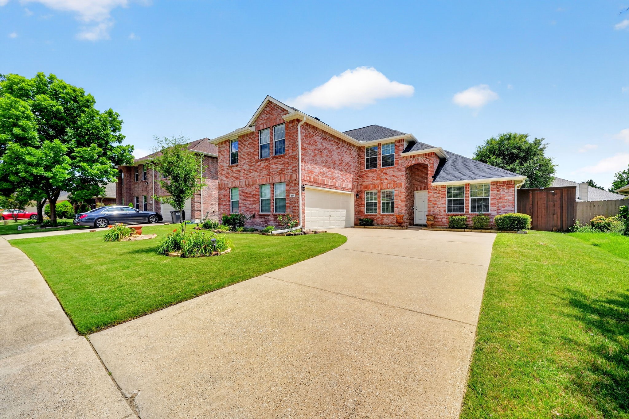 925 Cedar Creek Drive