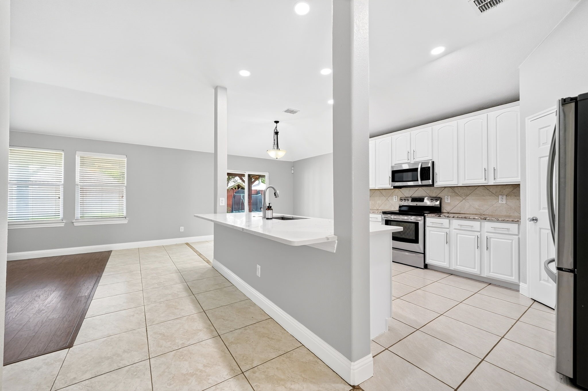 925 Cedar Creek Drive