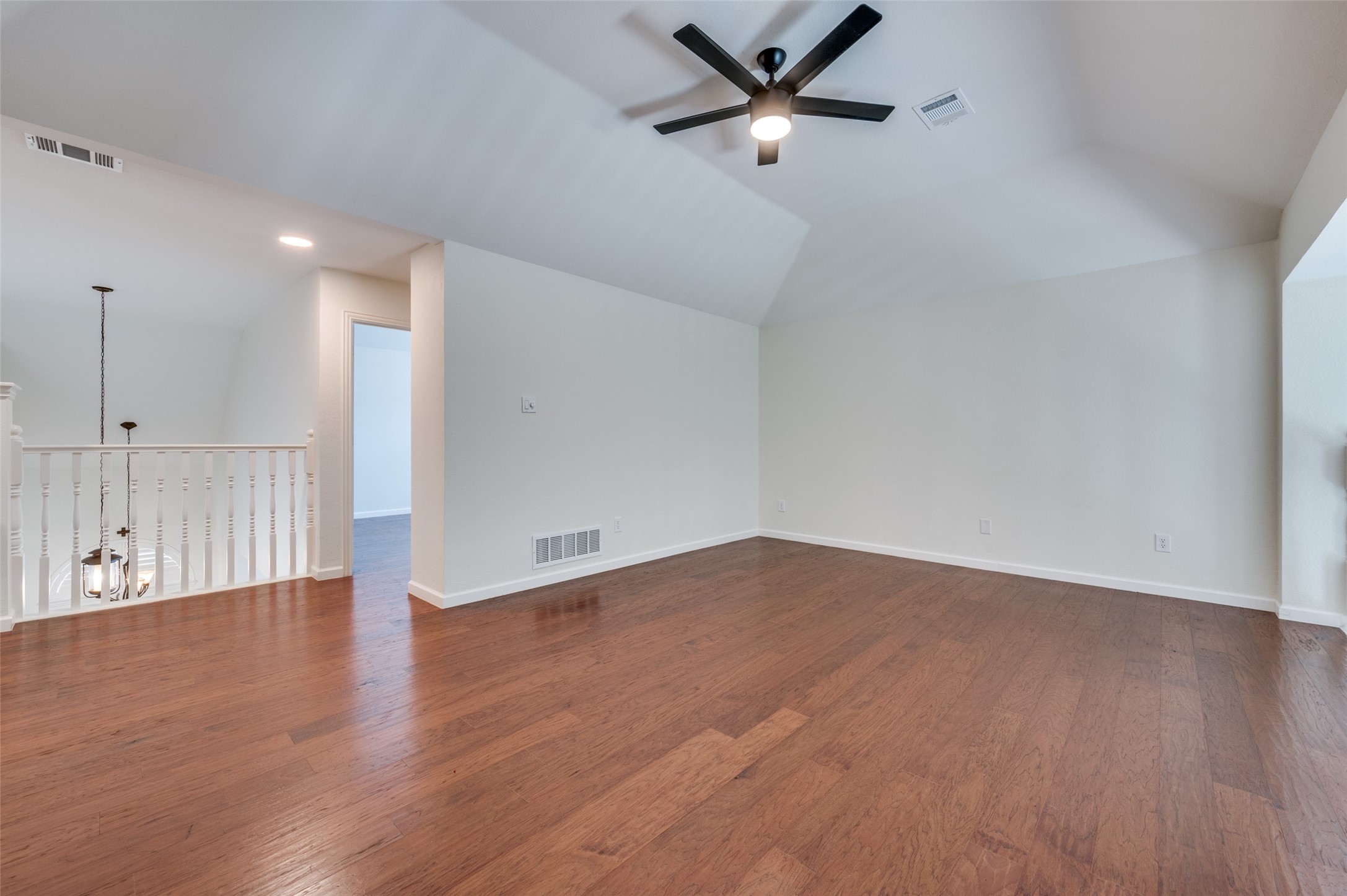 3772 Waterside Court