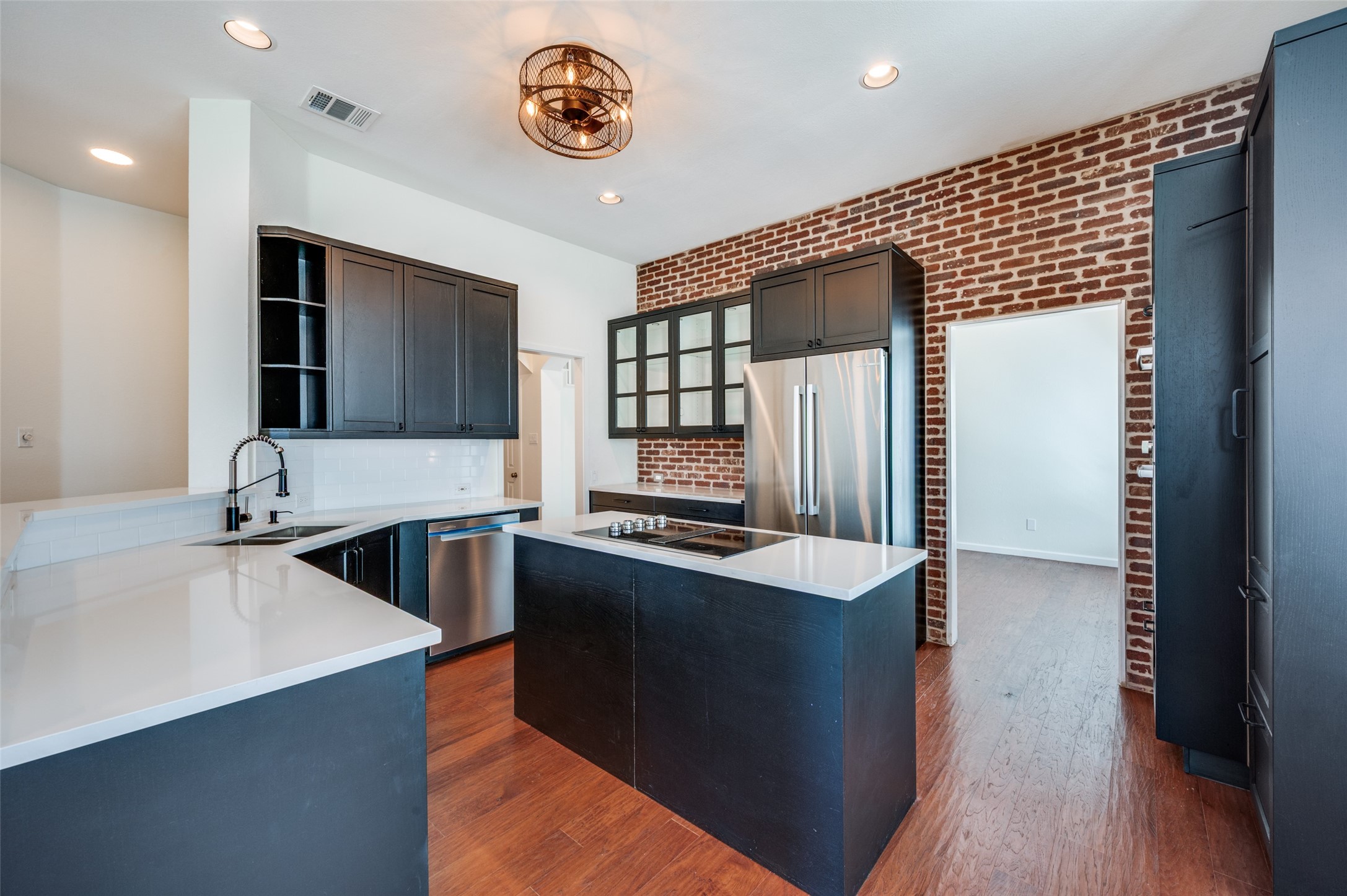 3772 Waterside Court